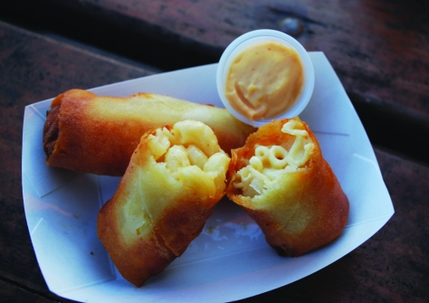 Mac N’ Cheese Spring Rolls appetizer fried to perfection from 3-Sum Eats.
